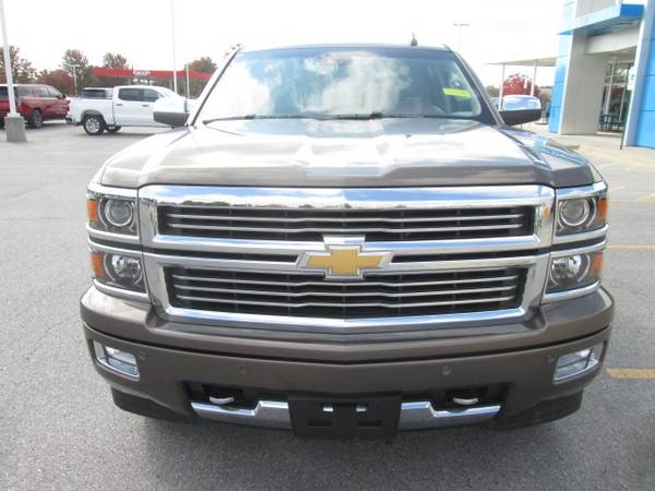 2015 Chevy Chevrolet Silverado 1500 High Country pickup Brownstone -... for sale in Bentonville, MO – photo 3