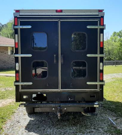 1997 Chevy G3500 Box/Delivery truck for sale in Laurel Hill, FL – photo 3