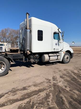 frieghtliner colombia for sale in Other, ND – photo 3