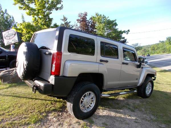 2007 HUMMER H3 4WD 4dr SUV for sale in Cohoes, NY – photo 9