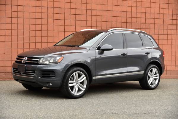2014 Volkswagen Touareg VR6 Lux AWD - - by dealer for sale in Salem, NH – photo 3