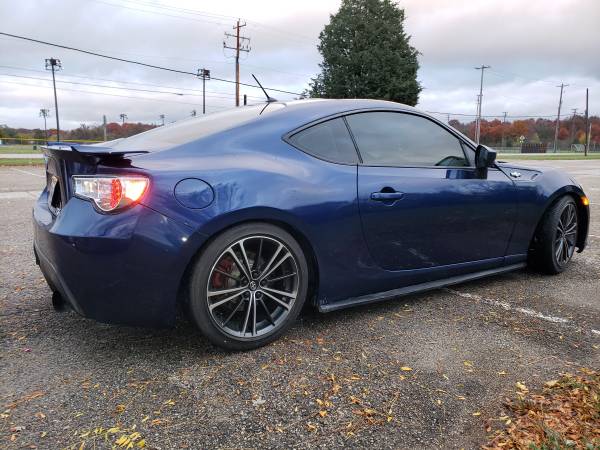 2013 Scion FRS 6 speed - cars & trucks - by owner - vehicle... for sale in Burlington, IL – photo 3