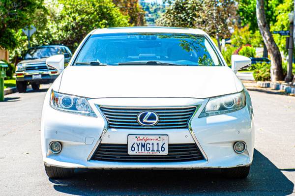 2013 Lexus ES 300h Sedan - - by dealer - vehicle for sale in Studio City, CA – photo 9