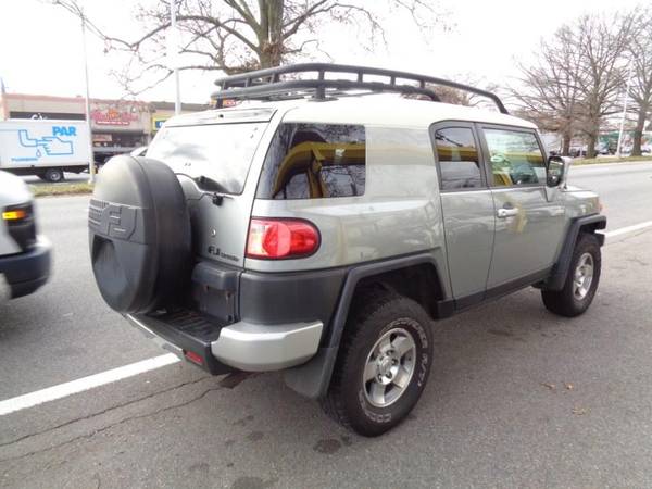 2010 Toyota FJ Cruiser 4WD 4dr Auto (Natl) EVERYONE DRIVES! NO TURN for sale in Elmont, NY – photo 6