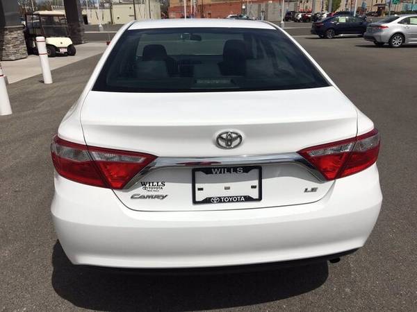 2015 Toyota Camry LE - - by dealer - vehicle for sale in Twin Falls, ID – photo 8