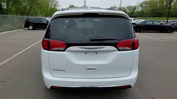 2020 Chrysler Pacifica Touring L with 12K miles 90 Day Warranty! for sale in Jordan, MN – photo 3