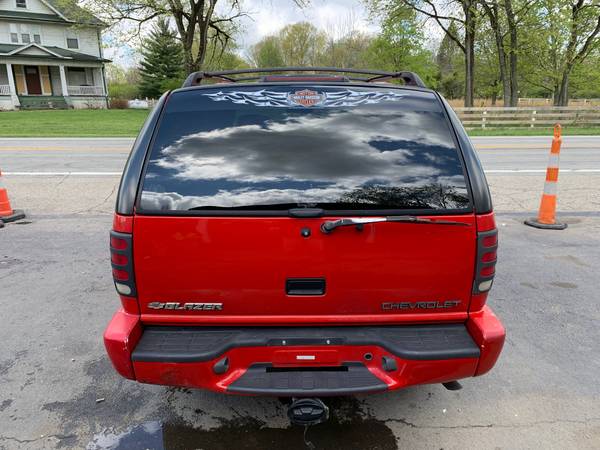 2000 Chevrolet Blazer LS 4X4 Sport Utility 4-Door for sale in Dayton, OH – photo 4