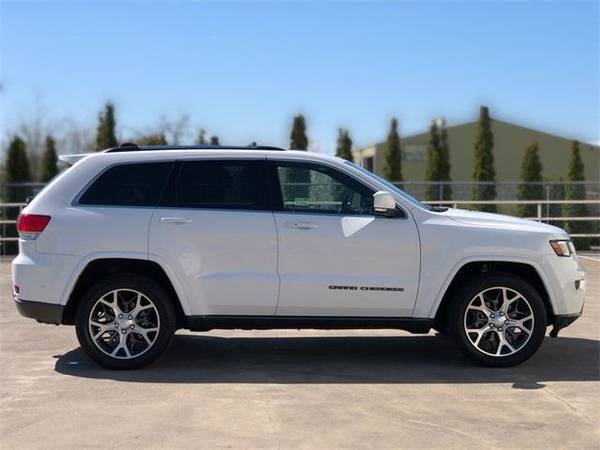 2018 Jeep Grand Cherokee Limited - - by dealer for sale in Bellingham, WA – photo 9