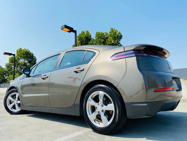 2015 CHEVY CHEVROLET VOLT PREMIUM*ELECTRIC DRIVE*LOW MILE*EXTRA... for sale in San Jose, CA – photo 3