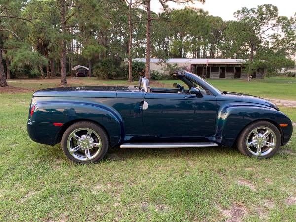 For Sale 2005 Chevy SSR - cars & trucks - by owner - vehicle... for sale in Clewiston, FL – photo 6