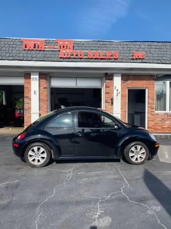 2008 VW Beetle for sale in North Tonawanda, NY – photo 2