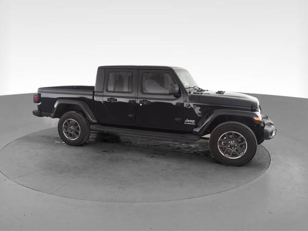 2020 Jeep Gladiator Overland Pickup 4D 5 ft pickup Black - FINANCE -... for sale in Madison, WI – photo 14