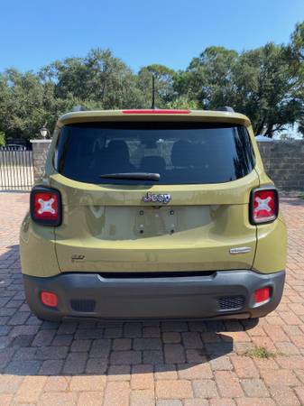 2015 Jeep Renegade LATITUDE - cars & trucks - by owner - vehicle... for sale in Destin, FL – photo 4