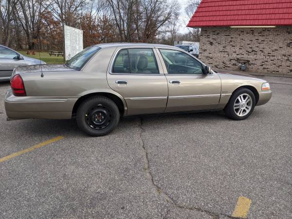 2005 Mercury Grand Marquis ultimate model - cars & trucks - by owner... for sale in Gobles, MI – photo 5