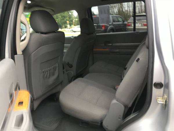 4WD 3RD SEAT READY FOR WINTER - cars & trucks - by dealer - vehicle... for sale in Bothell, WA – photo 18
