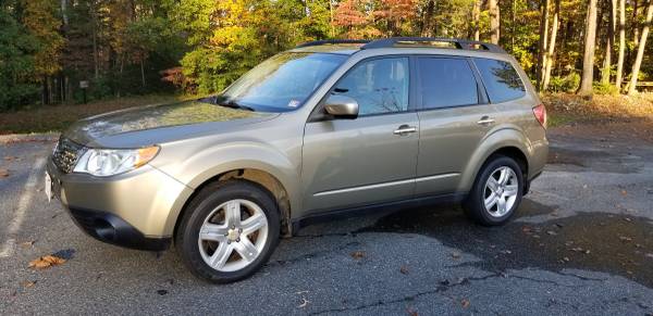 2009 SUBARU FORESTER 2.5X PREMIUM MANUAL - cars & trucks - by owner... for sale in Charlottesville, VA – photo 2