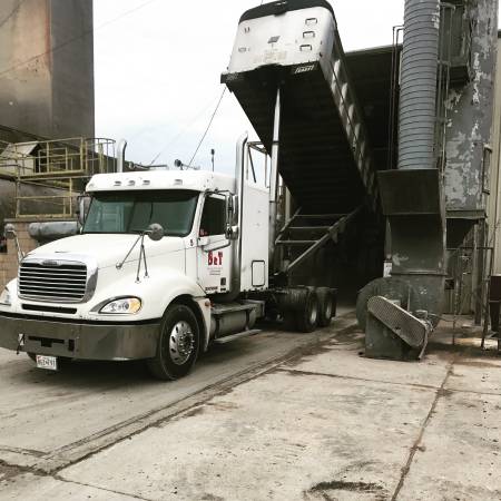 2005 Freightliner Columbia for sale in Price, MD – photo 2
