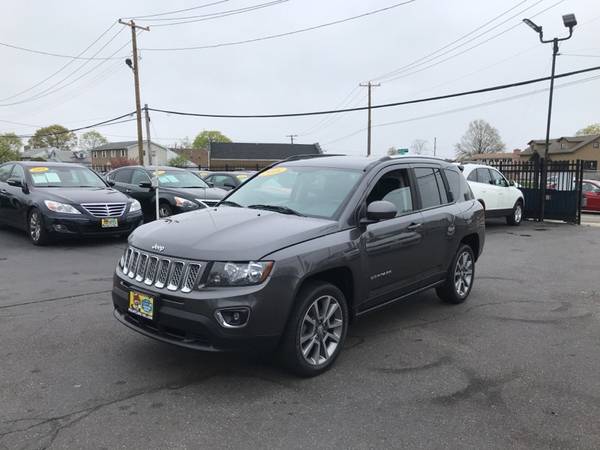 2016 Jeep Compass Latitude 4WD for sale in West Babylon, NY – photo 3