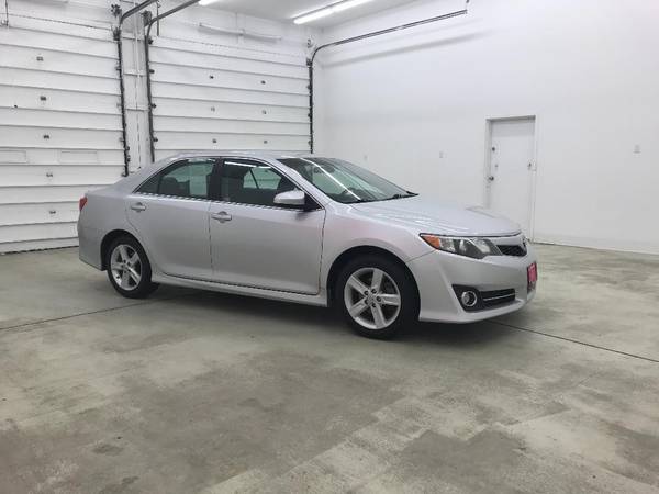 2014 Toyota Camry SE - - by dealer - vehicle for sale in Kellogg, ID – photo 6