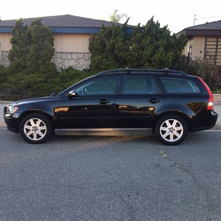 2007 Volvo V50 Automatic Wagon Clean AC New Tires Leather Reliable for sale in San Diego, CA – photo 2