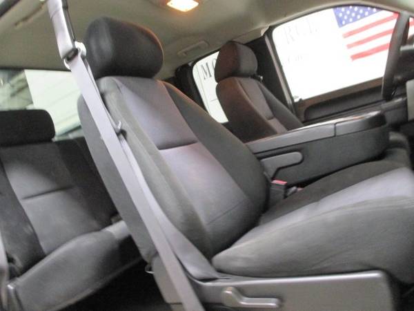 2011 Chevrolet Silverado 2500HD LT 4WD Ext Cab Short Bed V8 Gas for sale in Highland Park, IL – photo 5