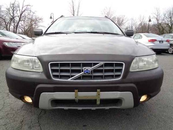 2005 Volvo XC70 AWD Wagon 2 5L I5 F - - by dealer for sale in Purcellville, District Of Columbia – photo 3