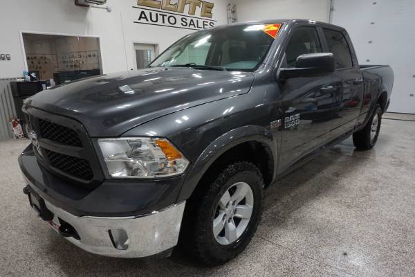 **Seats Six/Great Deal** 2017 Ram 1500 SLT - cars & trucks - by... for sale in Ammon, ID – photo 3
