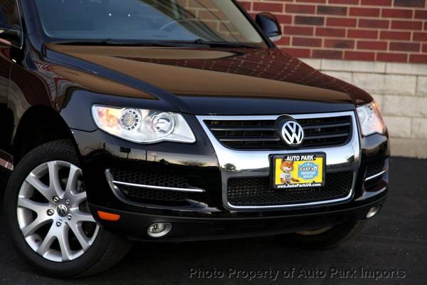 2009 *Volkswagen* *Touareg 2* *4dr VR6* Black Uni for sale in Stone Park, IL – photo 9
