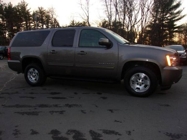 2013 Chevrolet Chevy Suburban LT 1500 4x4 4dr SUV WE CAN FINANCE ANY... for sale in Londonderry, NH – photo 4