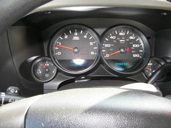 2008 Chevrolet Silverado 1500 60K original miles! - cars & trucks -... for sale in Ventura, CA – photo 10