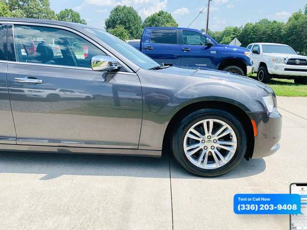 2016 Chrysler 300 4dr Sdn 300C Hemi RWD for sale in King, NC – photo 11