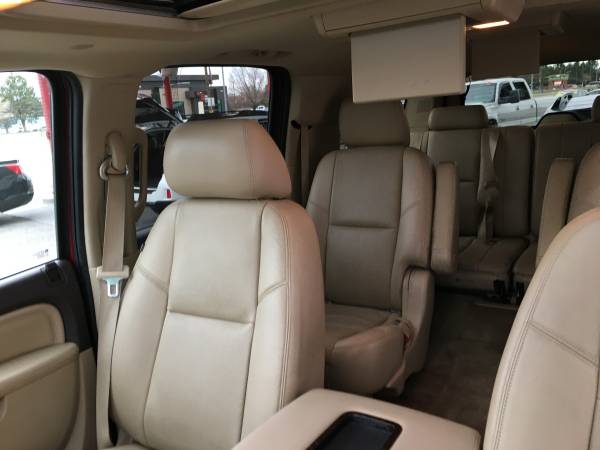 2013 GMC Yukon XL Denali!!! Excellent Condition and Fully... for sale in Billings, MT – photo 9