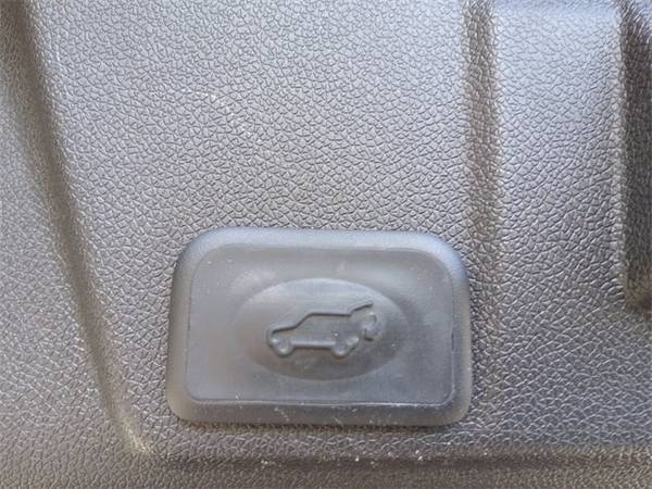 2012 Chevrolet Traverse 2LT - cars & trucks - by dealer - vehicle... for sale in Oconto, WI – photo 24