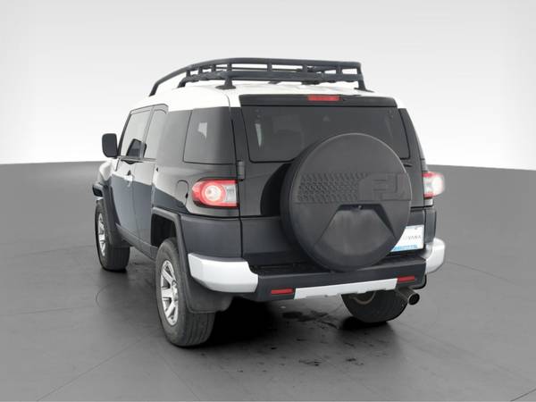 2012 Toyota FJ Cruiser Sport Utility 2D suv Black - FINANCE ONLINE -... for sale in South Bend, IN – photo 8