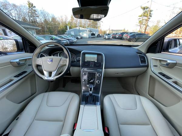 2016 Volvo XC60 T5 Premier AWD - keyless, nav, panoroof, we finance... for sale in Middleton, MA – photo 14