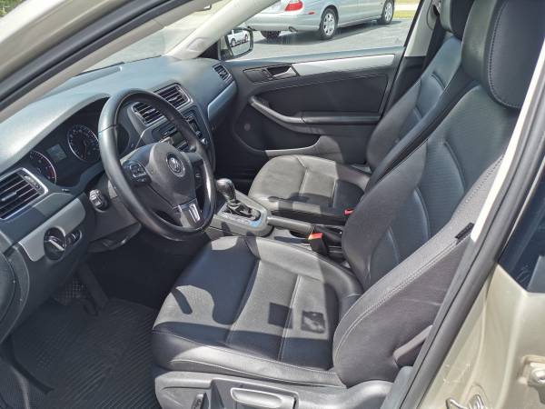 2014 Volkswagen Jetta Sedan 4dr Auto SE - - by dealer for sale in Greenville, SC – photo 8