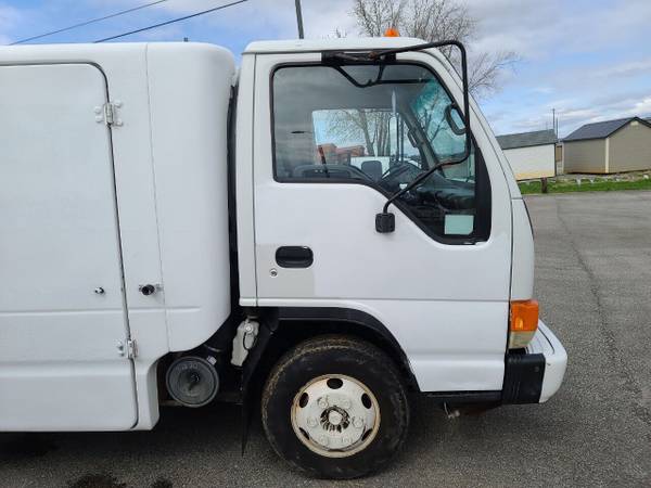 2005 Isuzu NPR HD - - by dealer - vehicle automotive for sale in Knoxville, TN – photo 8
