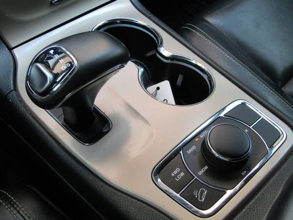 2015 Jeep Grand Cherokee/4WD 4dr Limited - - by for sale in New Glarus, WI – photo 19
