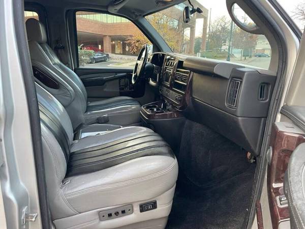 2013 GMC SAVANA CARGO 1500 1OWNER LEATHER 3ROW NEW TIRES 135976 -... for sale in Skokie, IL – photo 5