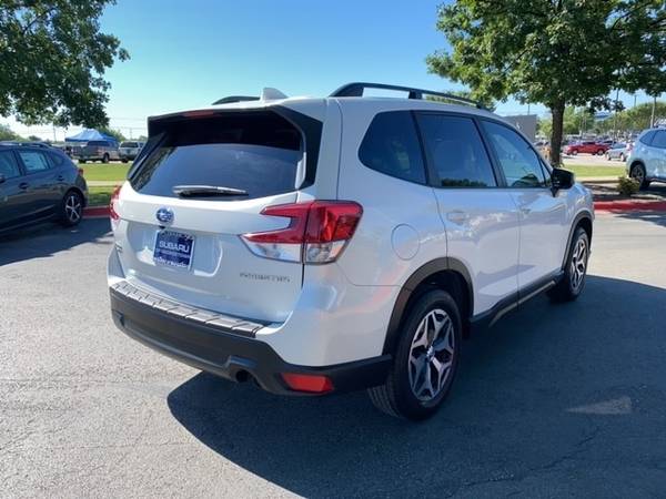 2019 Subaru Forester Premium - - by dealer - vehicle for sale in Georgetown, TX – photo 5