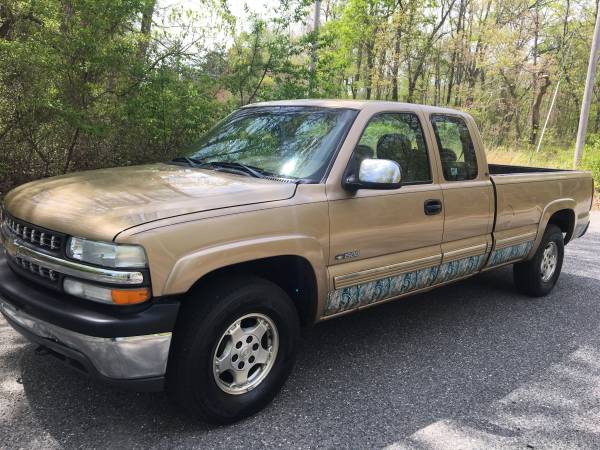 2001 Silverado LS 4 Dr - 4 x 4Pick up for sale in Lakewood, NJ – photo 19