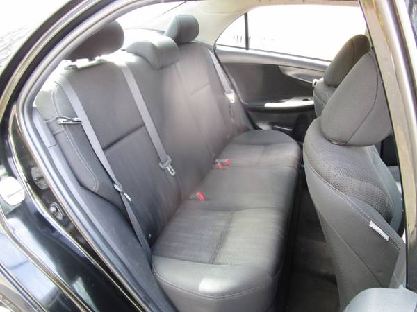 2012 Toyota Corolla - SUNROOF - RELIABLE CAR - RECENTLY SMOGGED -... for sale in Sacramento , CA – photo 11