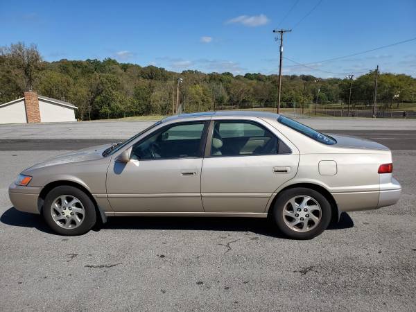 1999 Toyota Camry XLE for sale in Hendersonville, TN