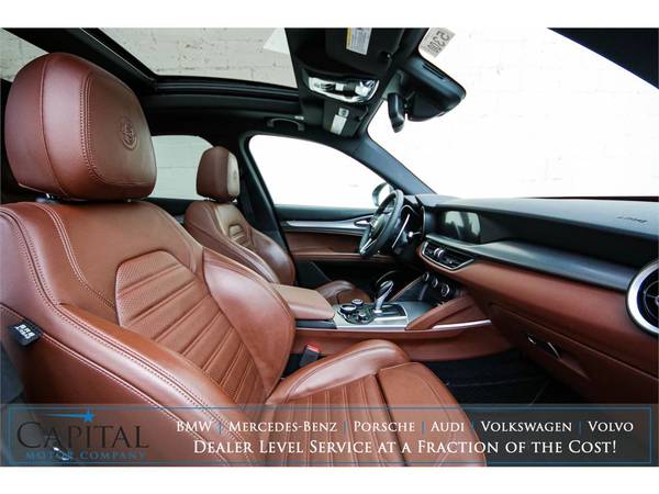 18 Alfa Romeo Stelvio Ti AWD Sport-Luxury Crossover! INCREDIBLE! for sale in Eau Claire, WI – photo 11