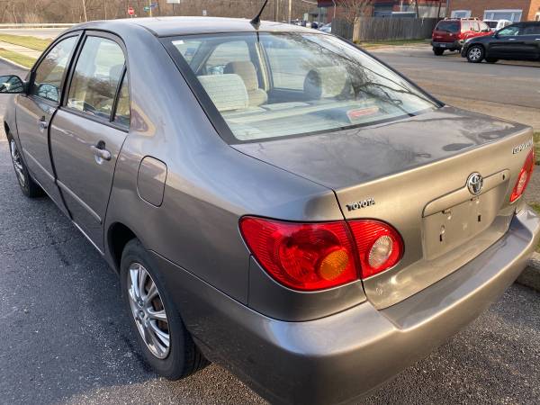 2004 Toyota Corolla LE - cars & trucks - by dealer - vehicle... for sale in Des Plaines, IL – photo 8