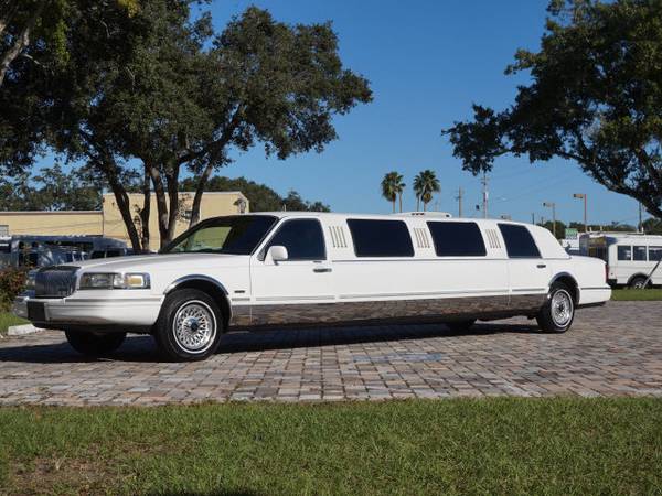 1995 Lincoln Town Car Springfield Coach 10 Passenger Limo - cars &... for sale in Bradenton, FL – photo 10