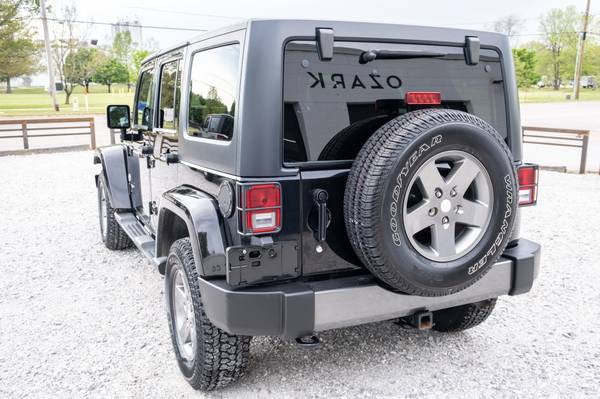 2013 Jeep Wrangler Unlimited Freedom Edition - - by for sale in Fayetteville, AR – photo 9