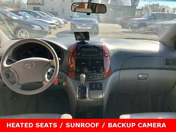 2009 Toyota Sienna XLE - - by dealer - vehicle for sale in West Allis, WI – photo 22