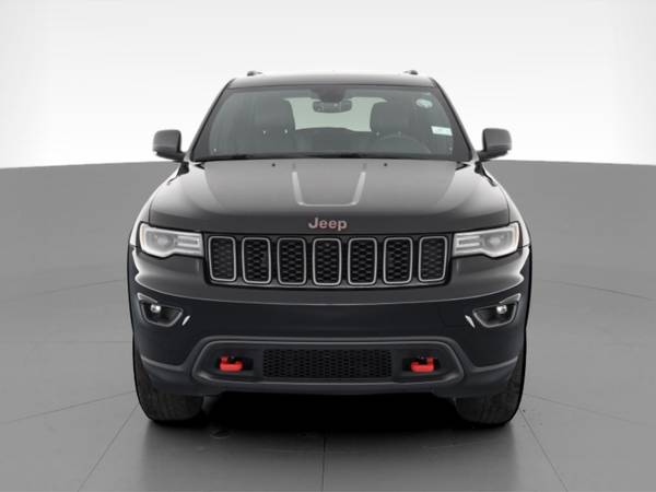 2018 Jeep Grand Cherokee Trailhawk Sport Utility 4D suv Black for sale in West Lafayette, IN – photo 17