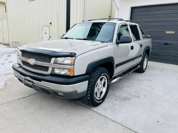 2004 Chevy Avalanche ONLY 52K! - - by dealer - vehicle for sale in Grand Junction, CO – photo 4